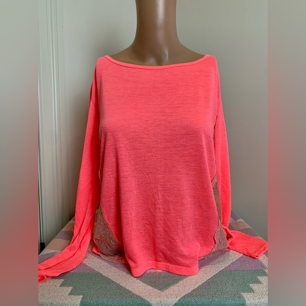 Vintage! AEO wide neck lace back top